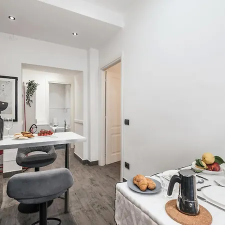 The Rent - In Testaccio District Apartament Rzym