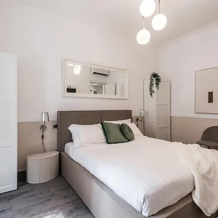 The Rent - In Testaccio District Apartament